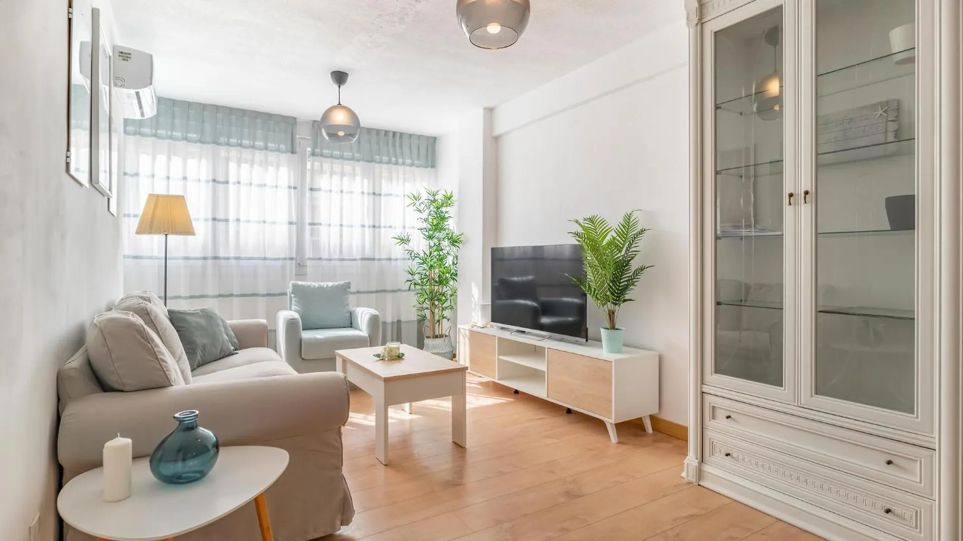 Nice Apartment In Malaga With Kitchen