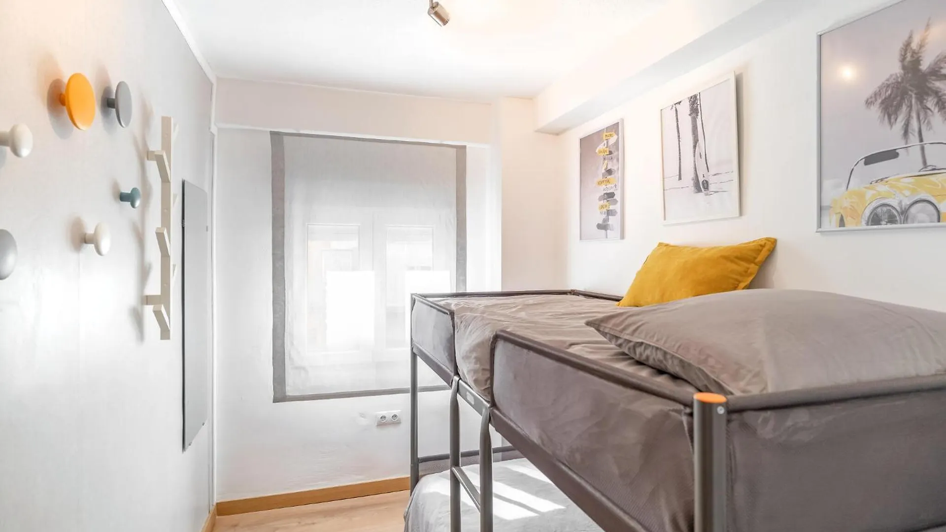 Nice Apartment In Malaga With Kitchen