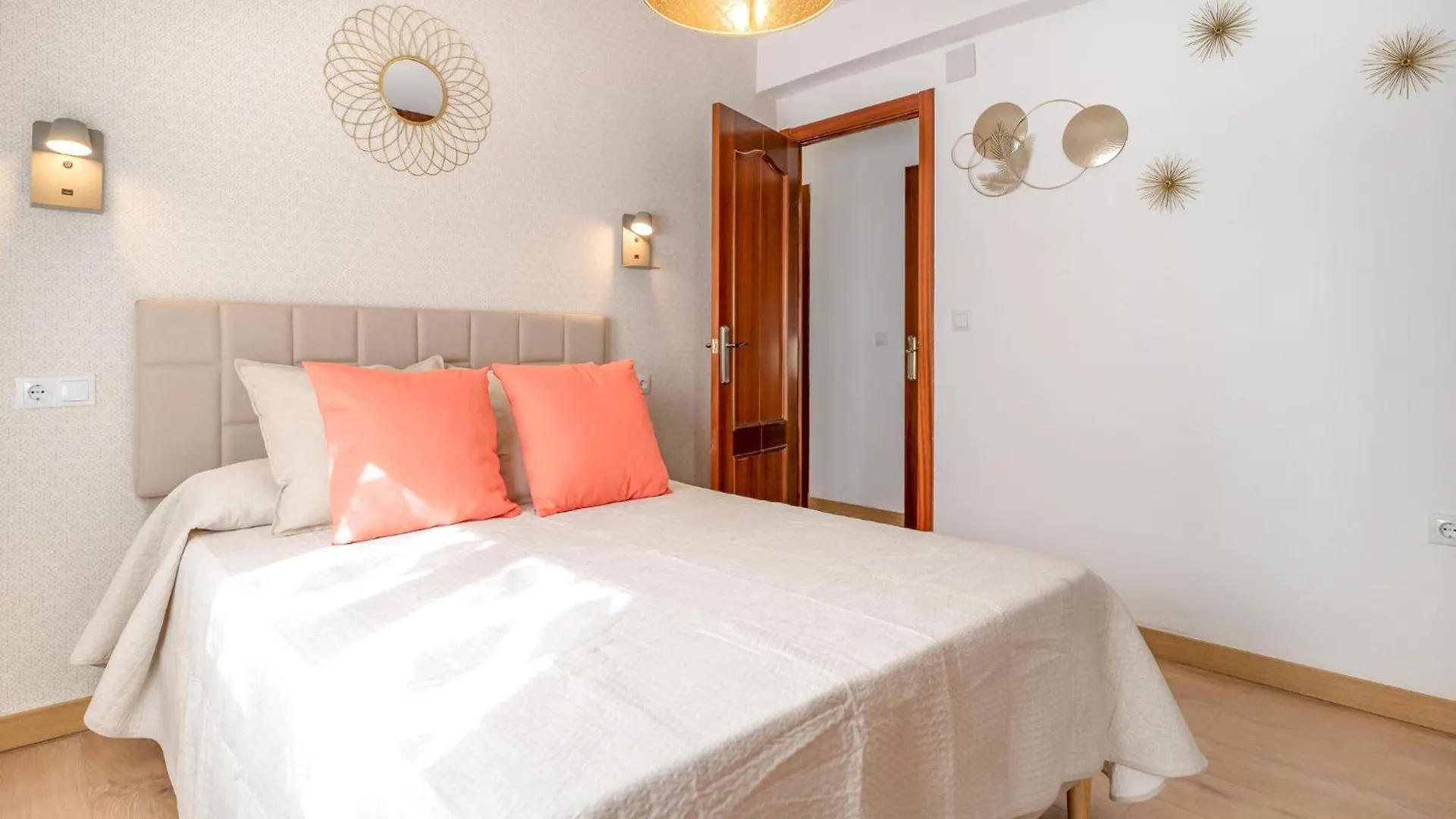 Nice Apartment In Malaga With Kitchen
