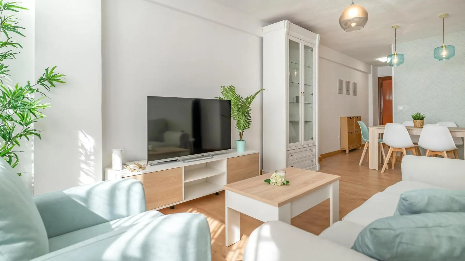 Nice Apartment In Malaga With Kitchen