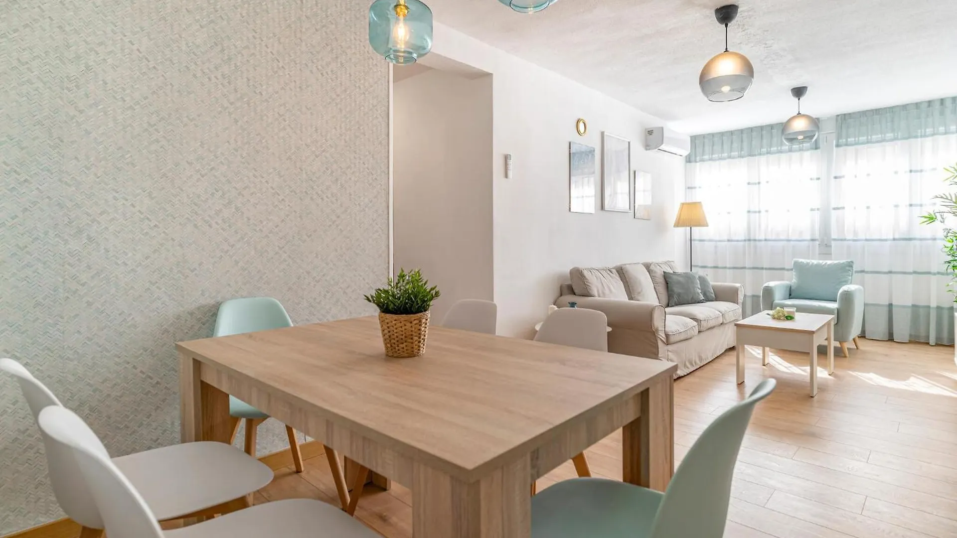 Nice Apartment In Malaga With Kitchen